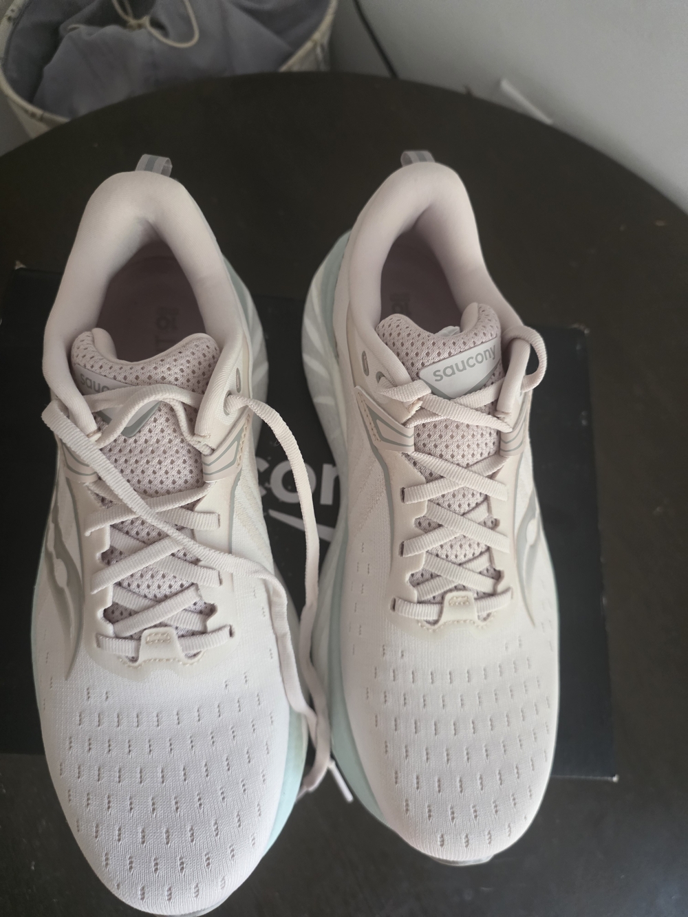 Saucony Women’s Light Pink Cushioned Athletic Sneakers